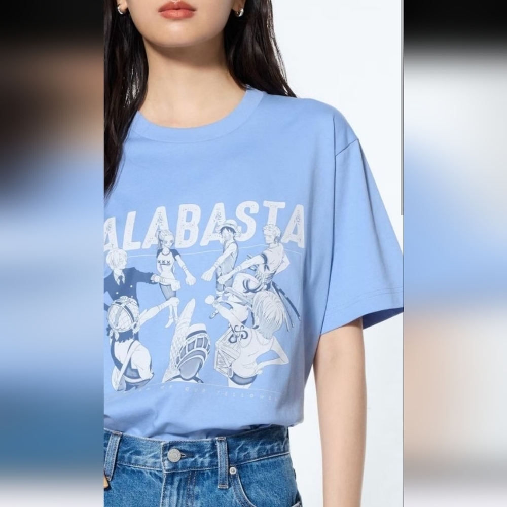 Uniqlo Light Blue One Piece T-Shirt Size S